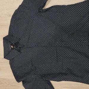 H&M Men's long sleeve Blue dress shirt size Medium